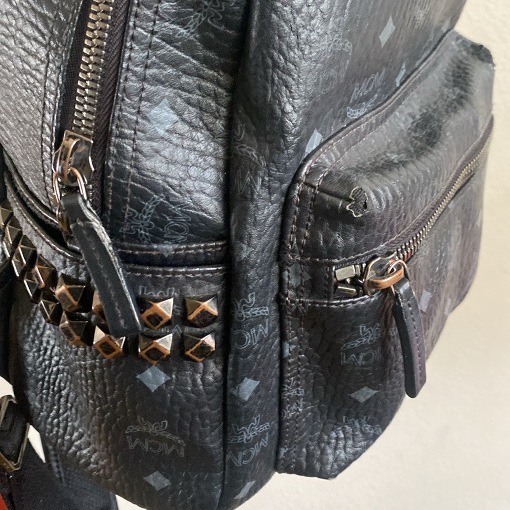 MCM Black Leather Backpack - Picture 7 of 16